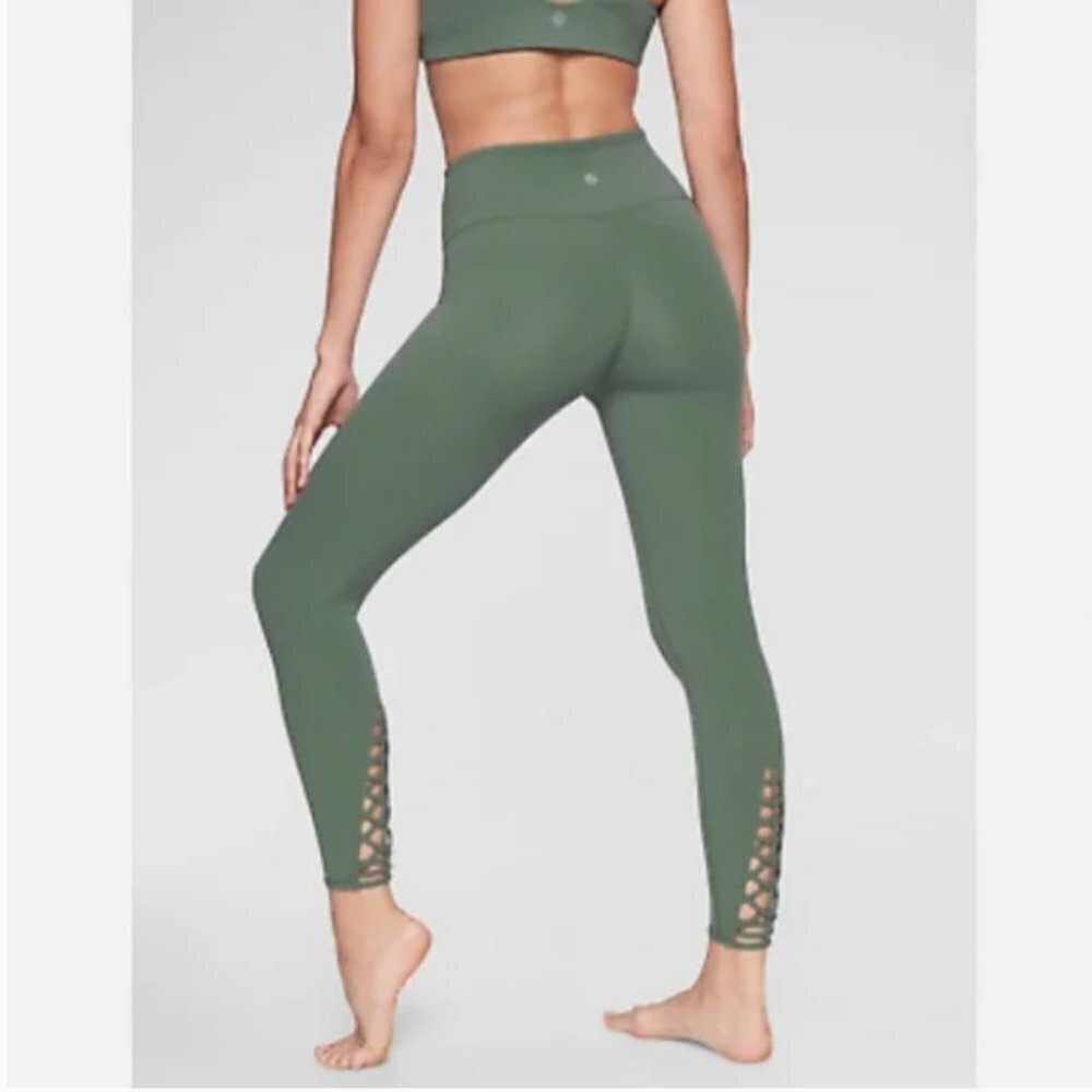 ATHLETA Savasana Macrame 7/8 Legging Green Soft S High Rise Cut Out Ankle Yoga